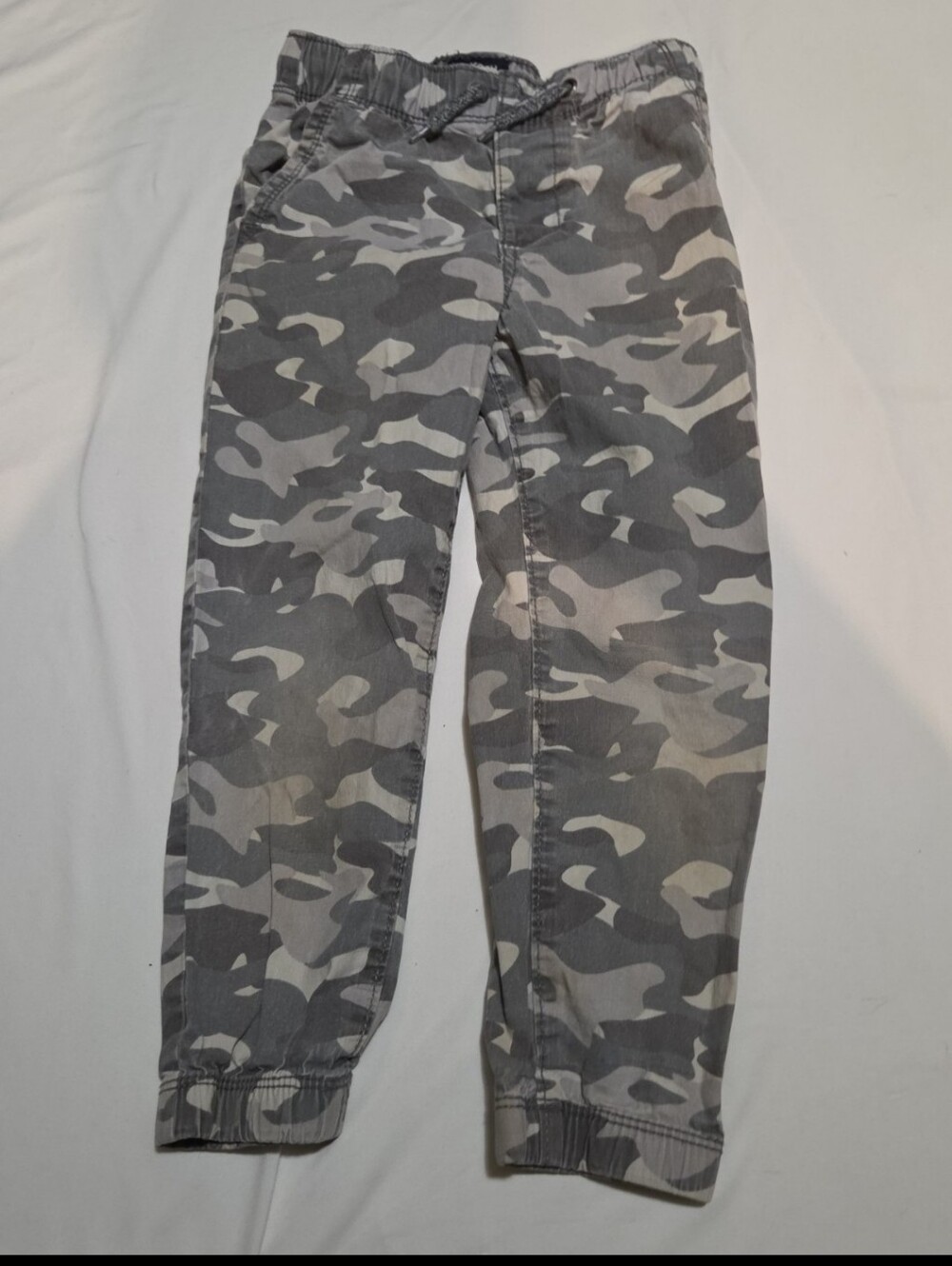 Oshkosh boys 5T grey camo pants #07